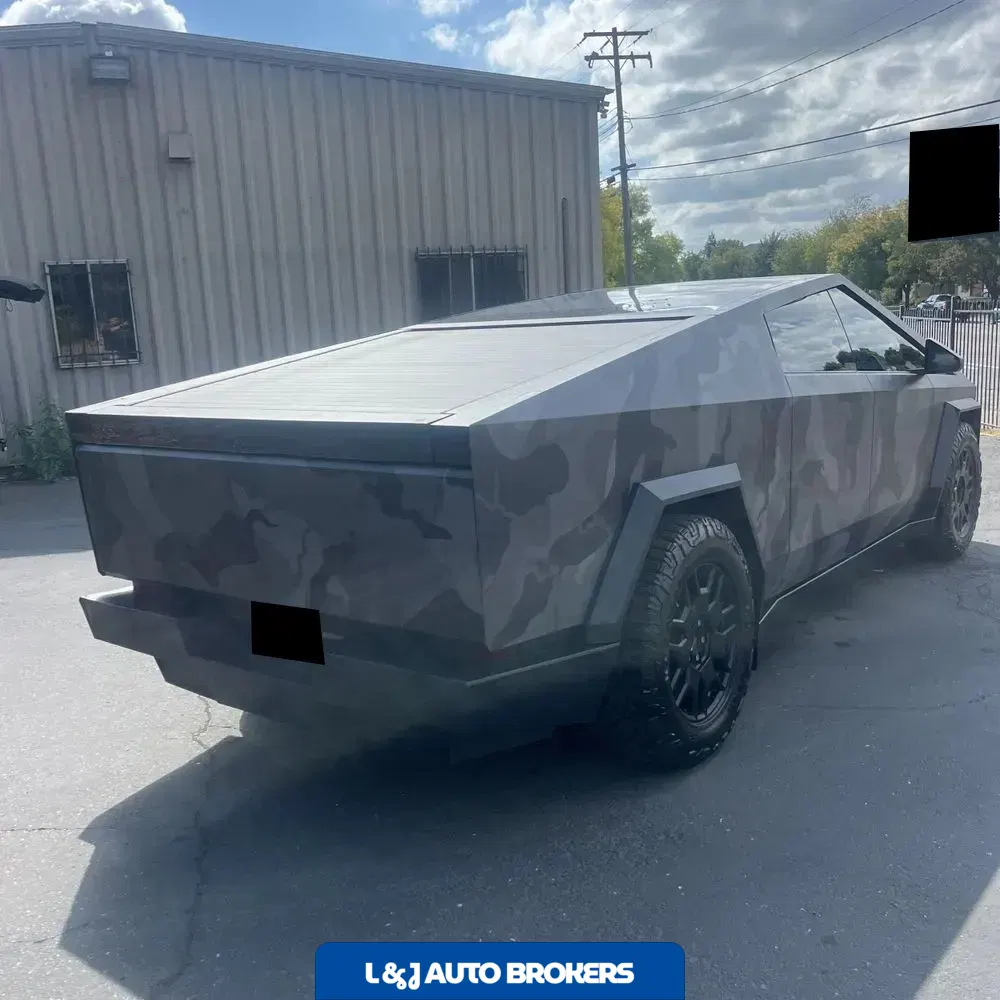 2024 Tesla Cybertruck Base
