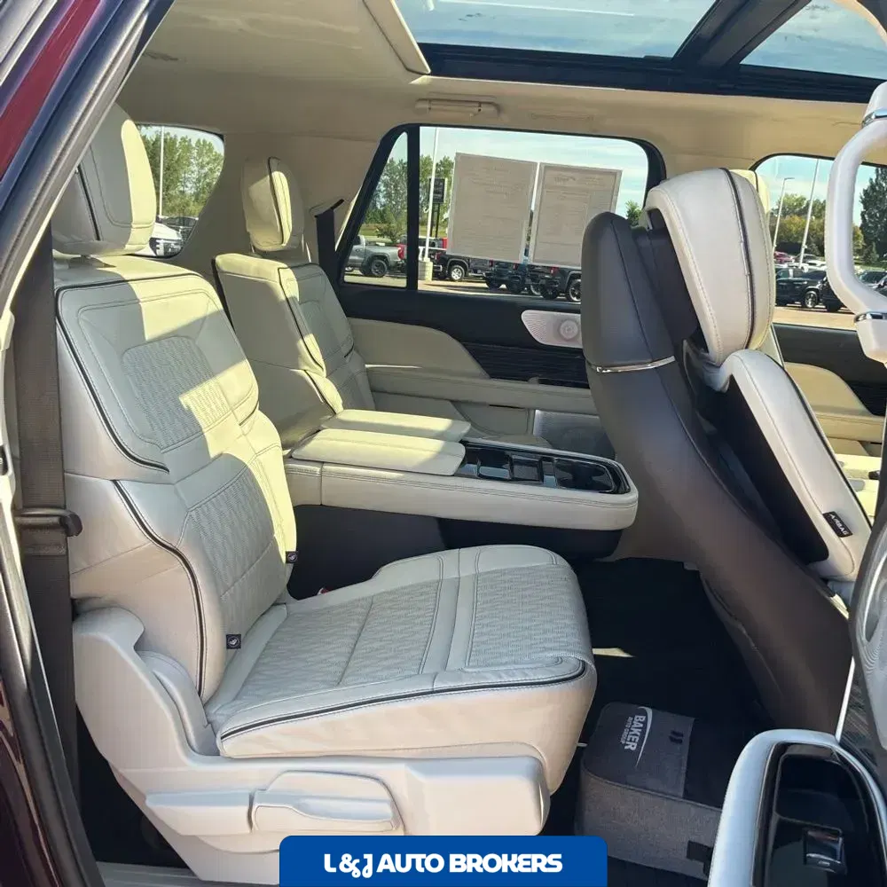 2024 Lincoln Navigator L Black Label