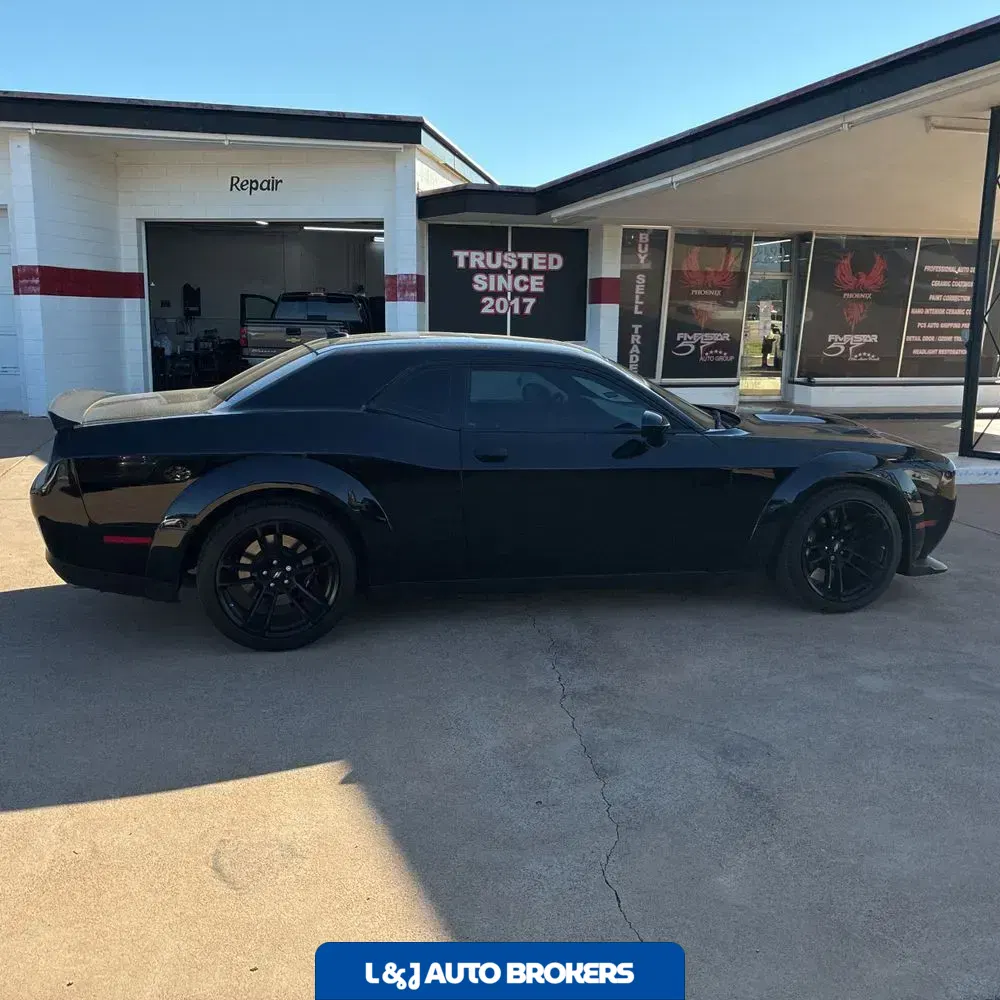 2023 Dodge Challenger R/T SCAT PACK