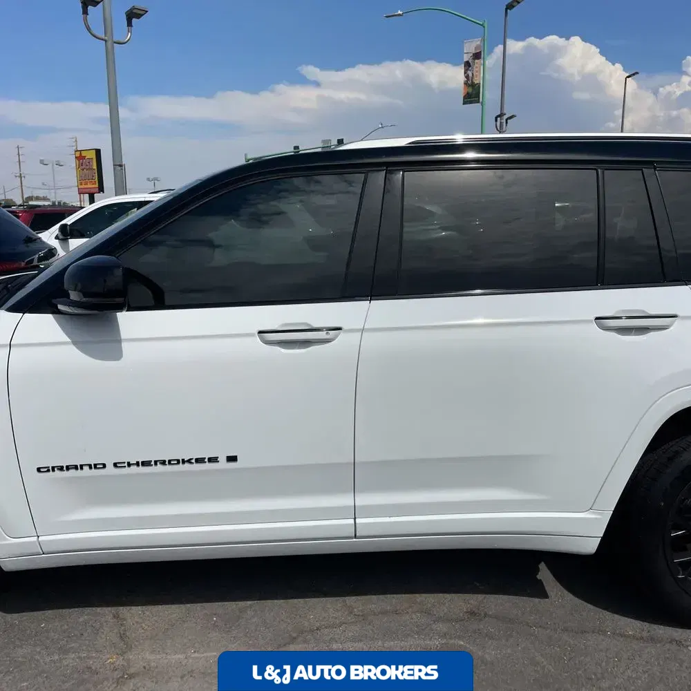 2023 Jeep Grand Cherokee L Summit