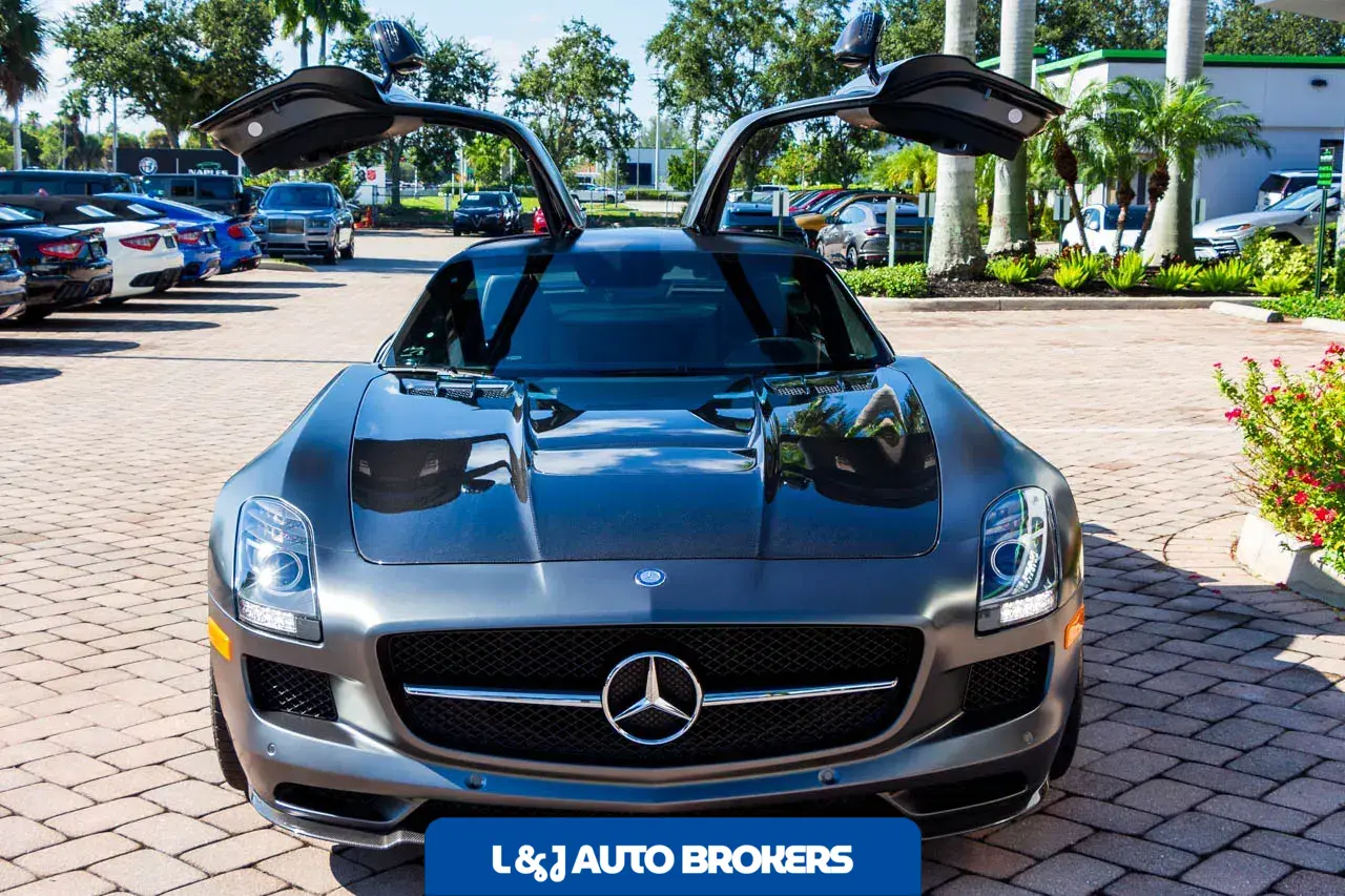 2015 Mercedes-Benz SLS AMG GT Final Edition Coupe