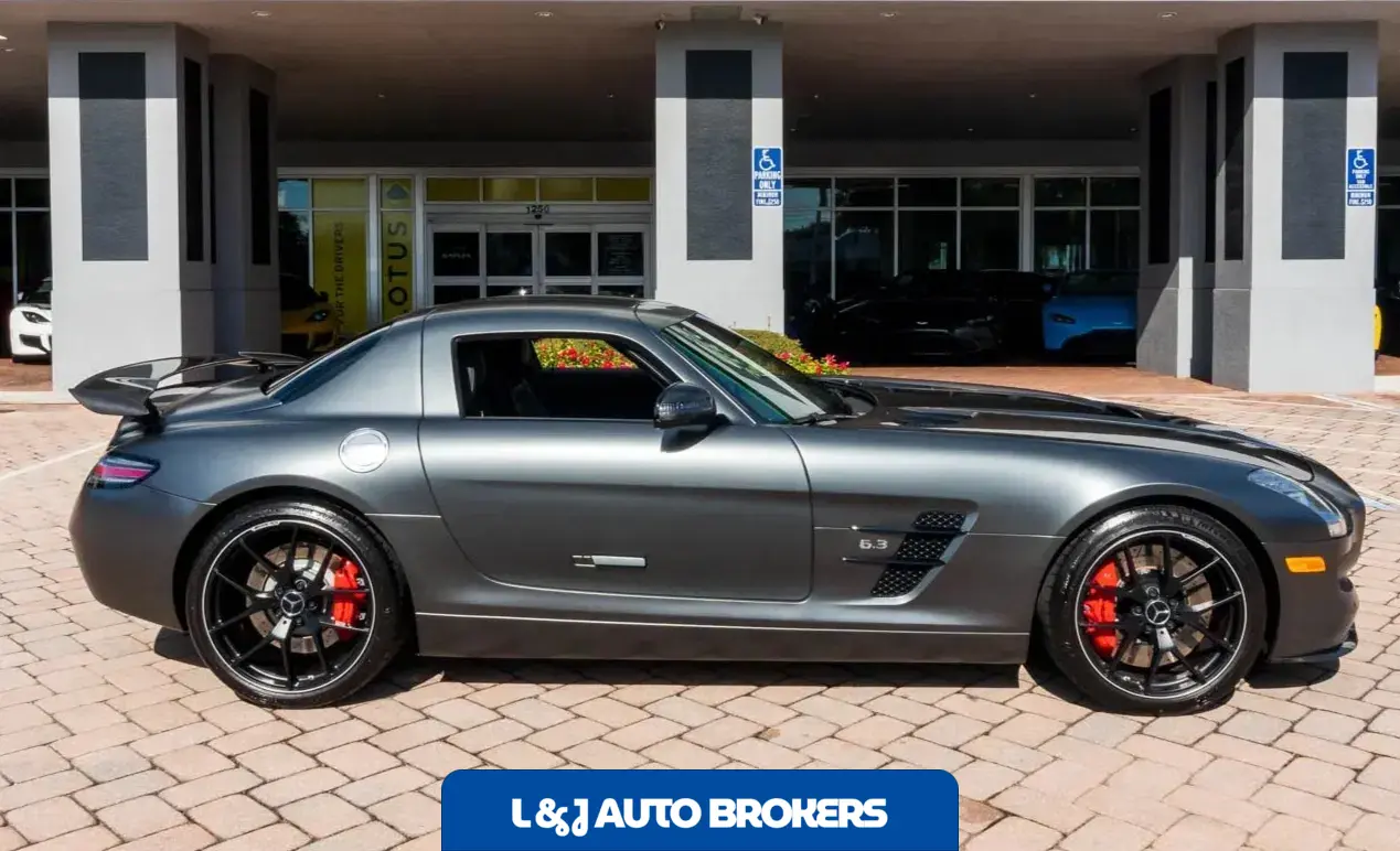 2015 Mercedes-Benz SLS AMG GT Final Edition Coupe