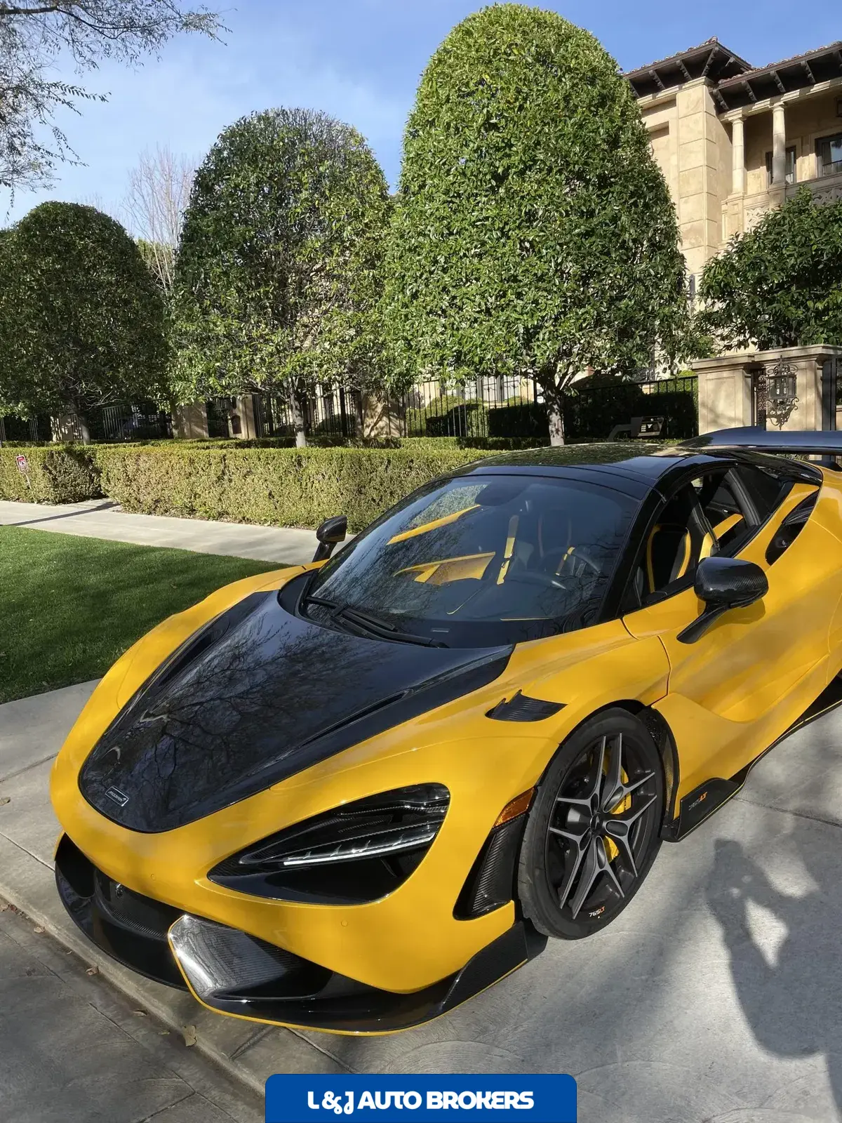 2022 McLaren 765LT Spider