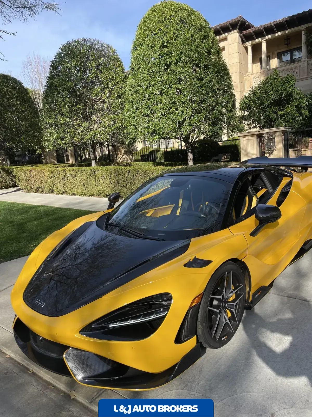2022 McLaren 765LT Spider