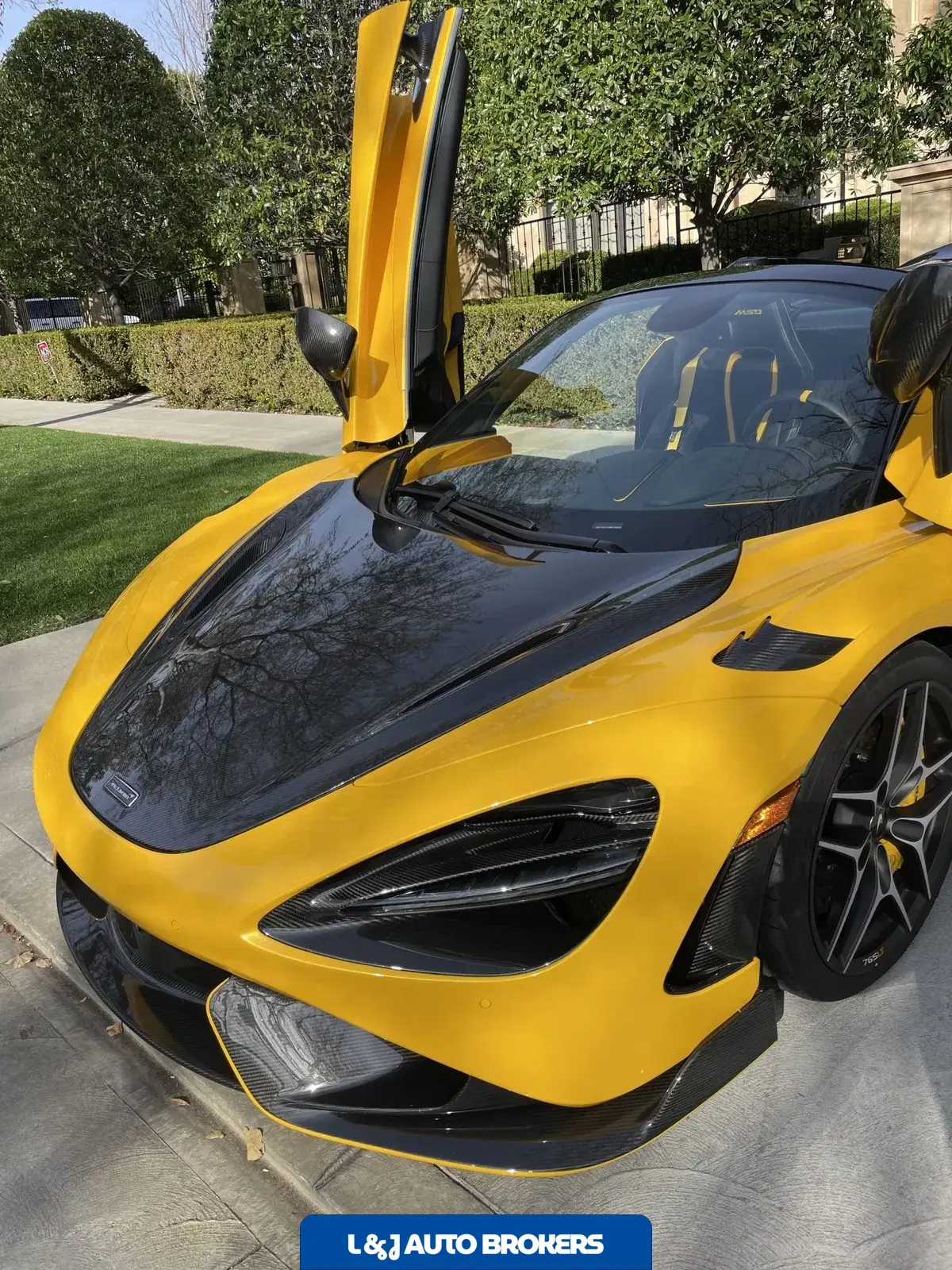 2022 McLaren 765LT Spider