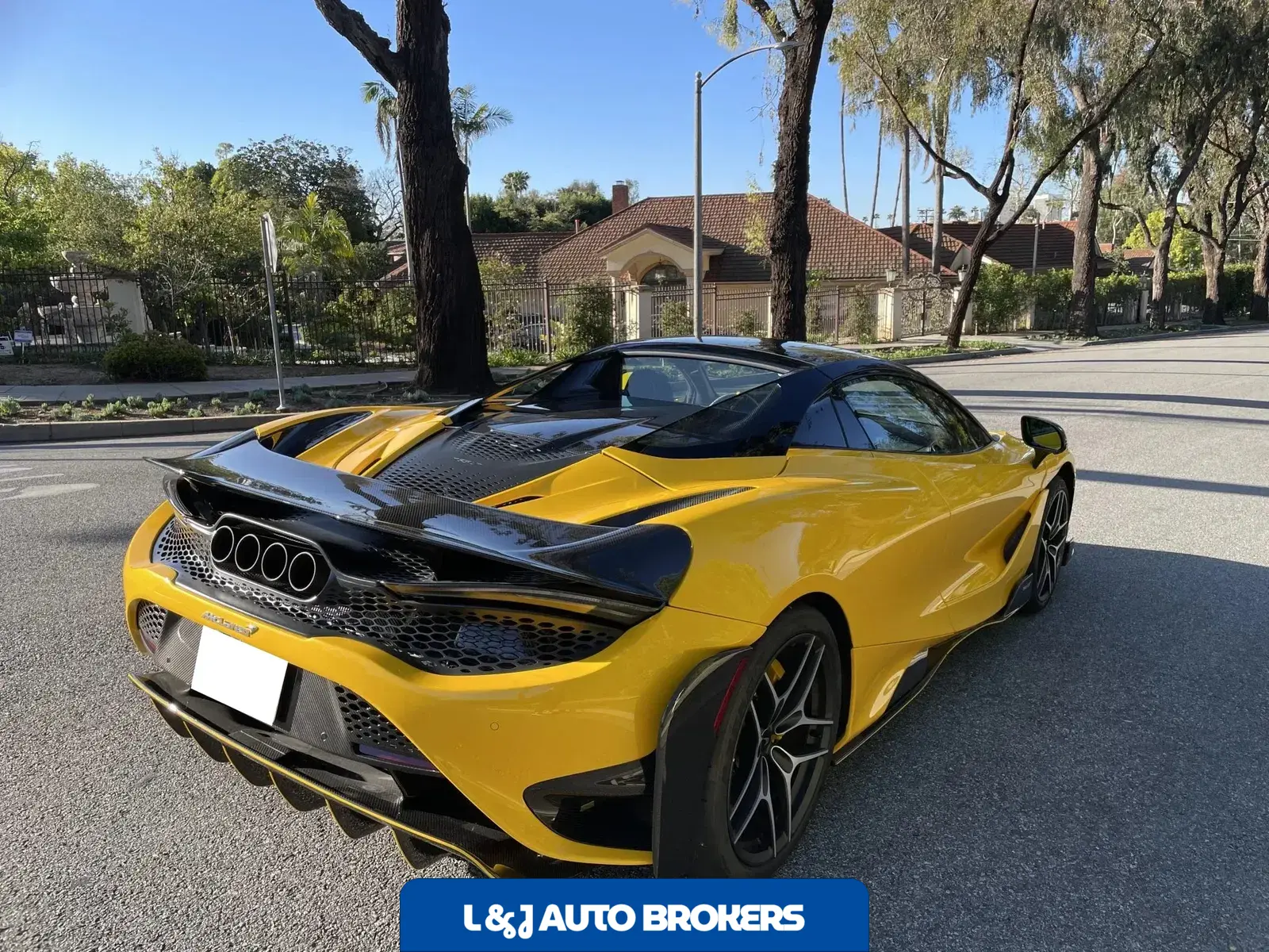 2022 McLaren 765LT Spider
