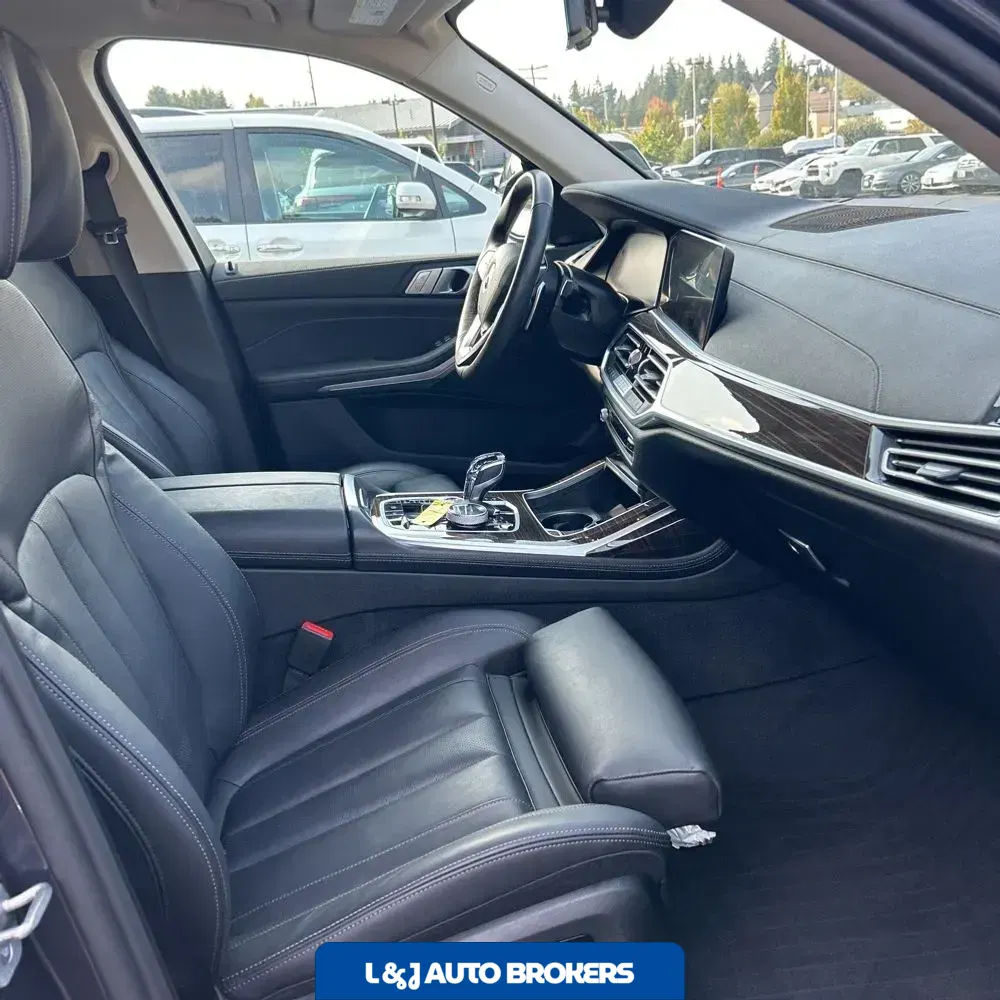 2021 BMW X7 xDrive40i