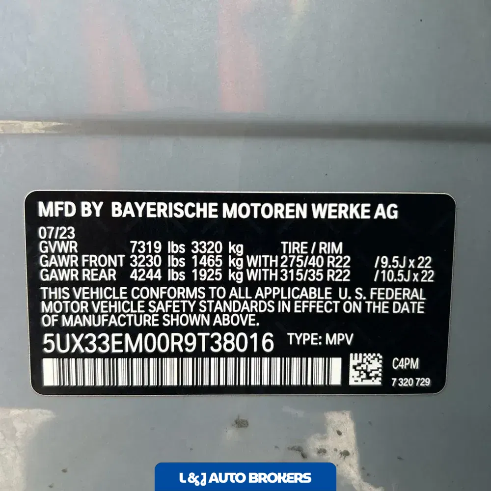 2024 BMW X7 M60i