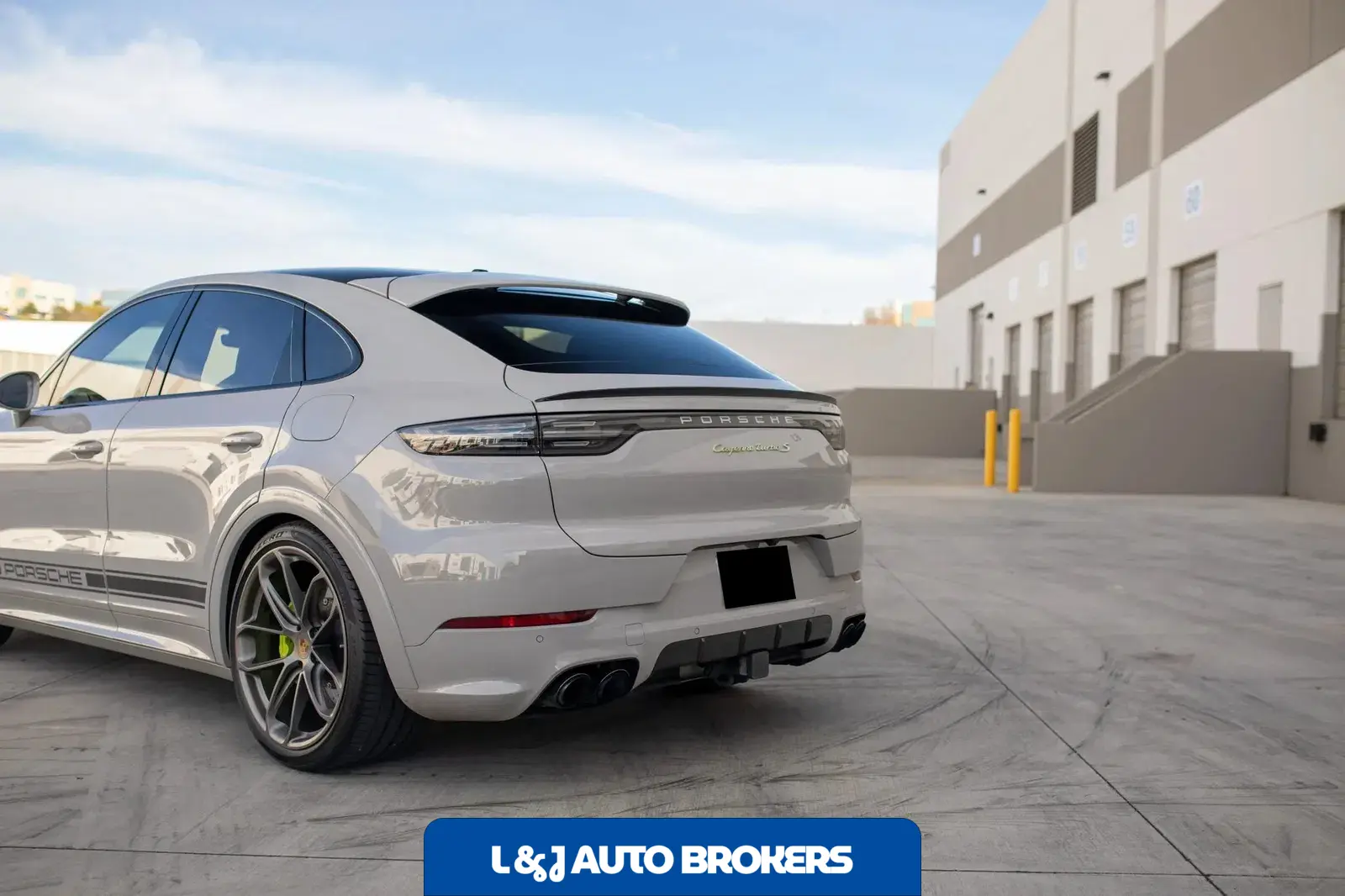 2020 Porsche Cayenne Turbo S E-Hybrid Coupe