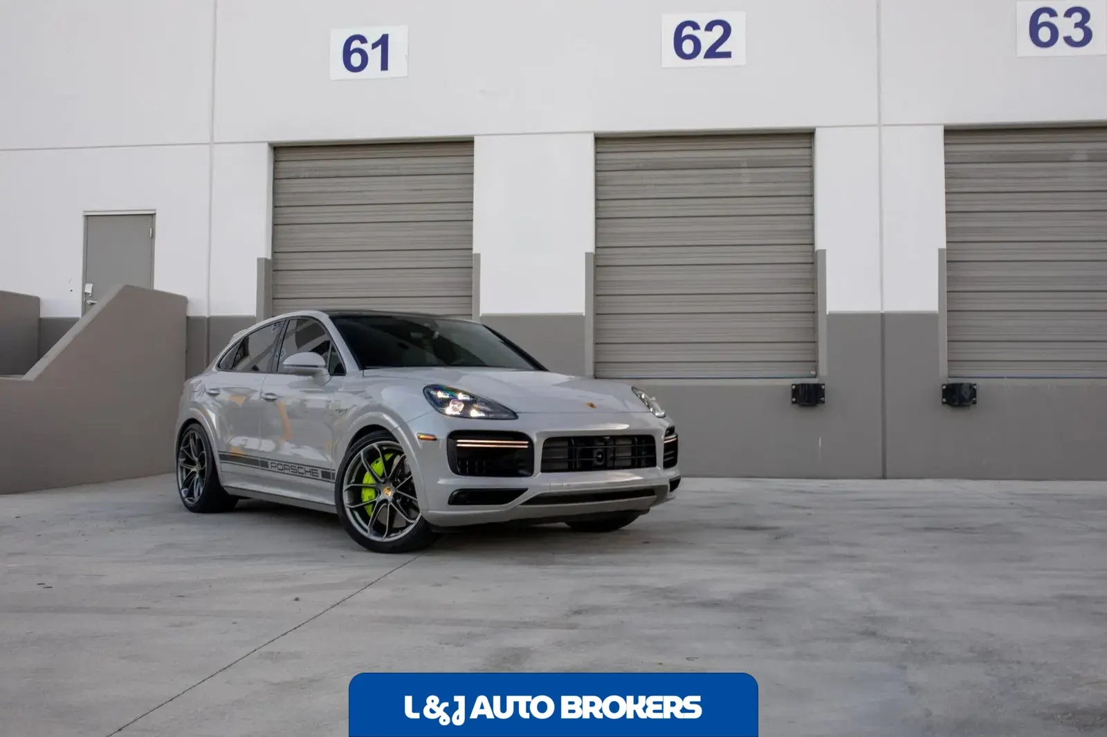2020 Porsche Cayenne Turbo S E-Hybrid Coupe