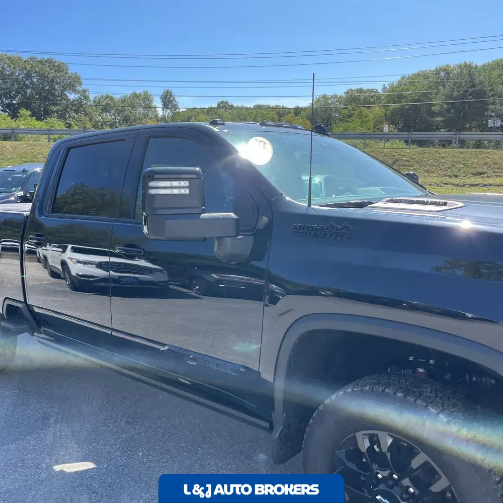 2025 Chevrolet Silverado 3500HD High Country
