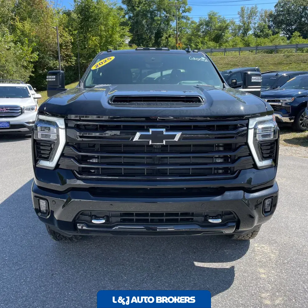2025 Chevrolet Silverado 3500HD High Country