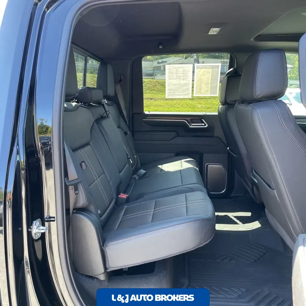 2025 Chevrolet Silverado 3500HD High Country