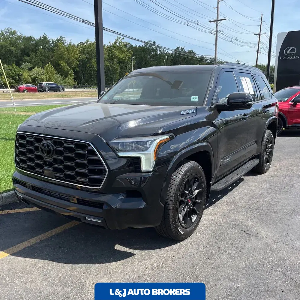 2024 Toyota Sequoia Platinum