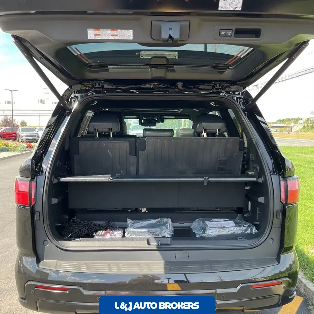 2024 Toyota Sequoia Platinum