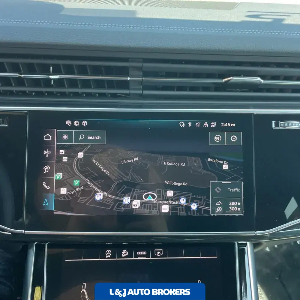 2025 Audi Q8 Premium 55
