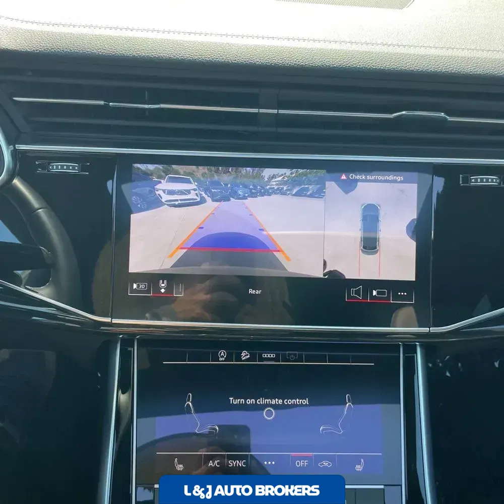 2025 Audi Q8 Premium 55