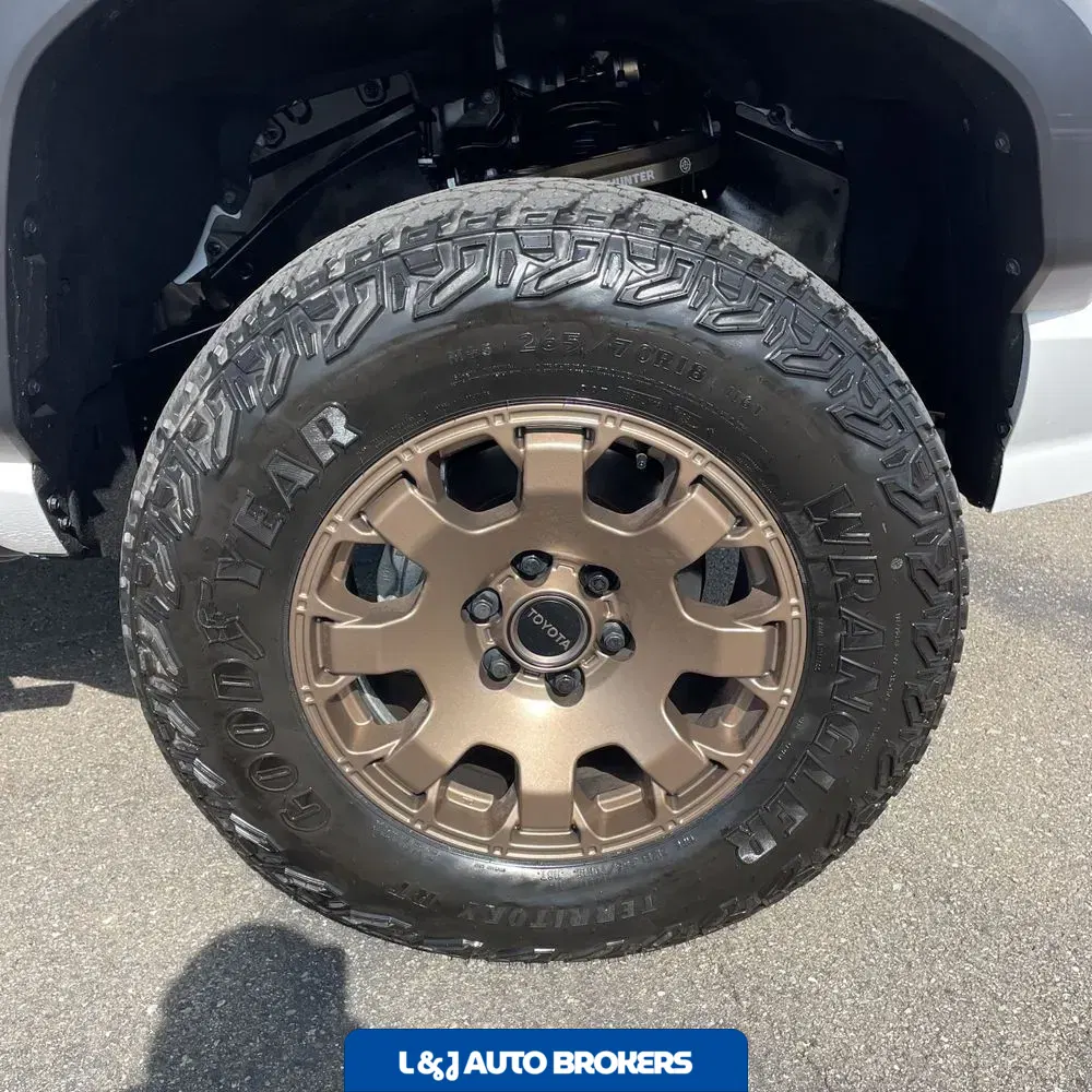 2025 Toyota Tacoma Trailhunter HV