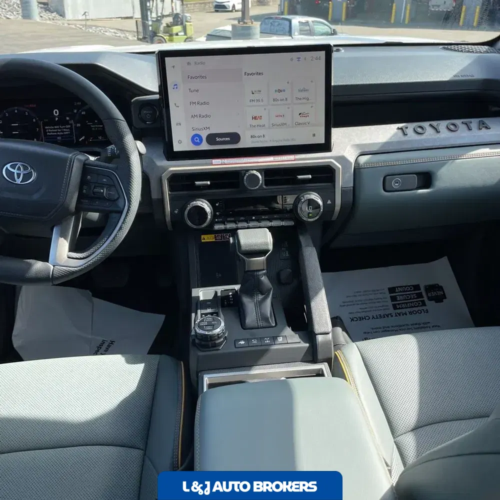 2025 Toyota Tacoma Trailhunter HV