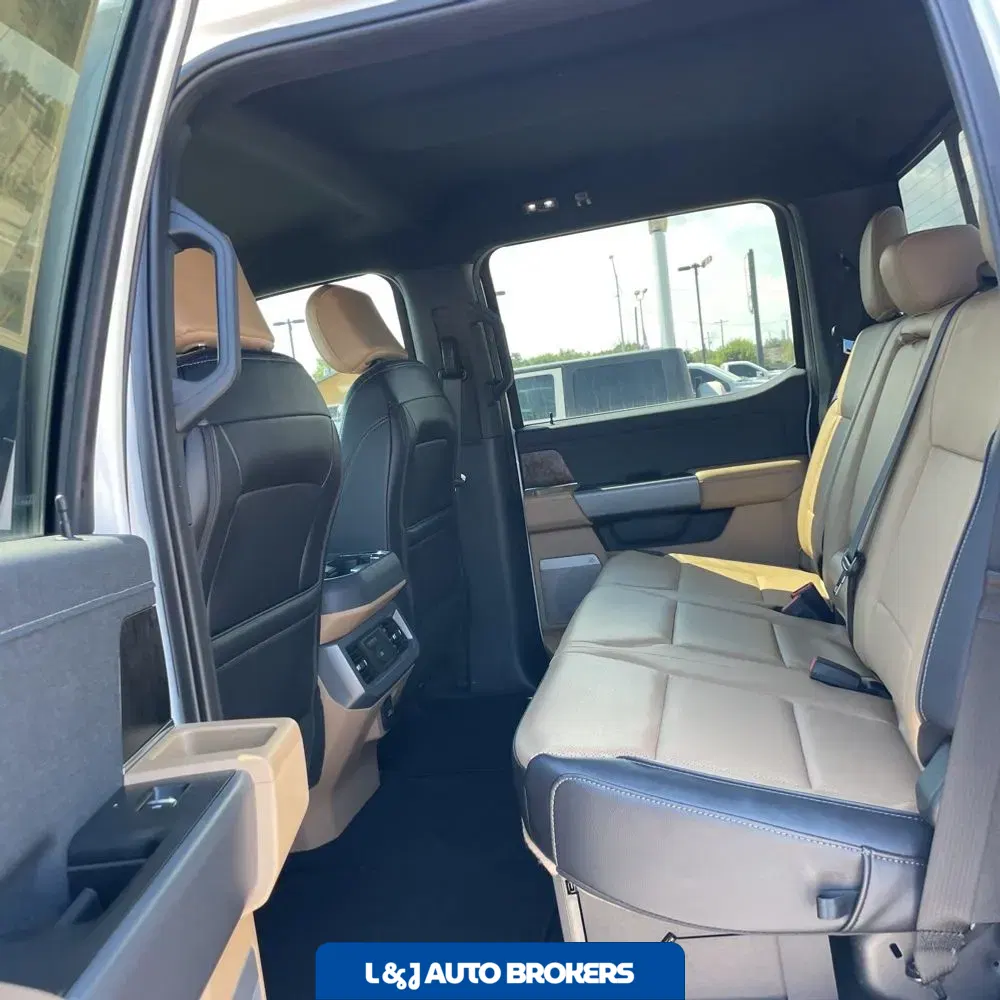 2025 Ford F-250 Super Duty Lariat