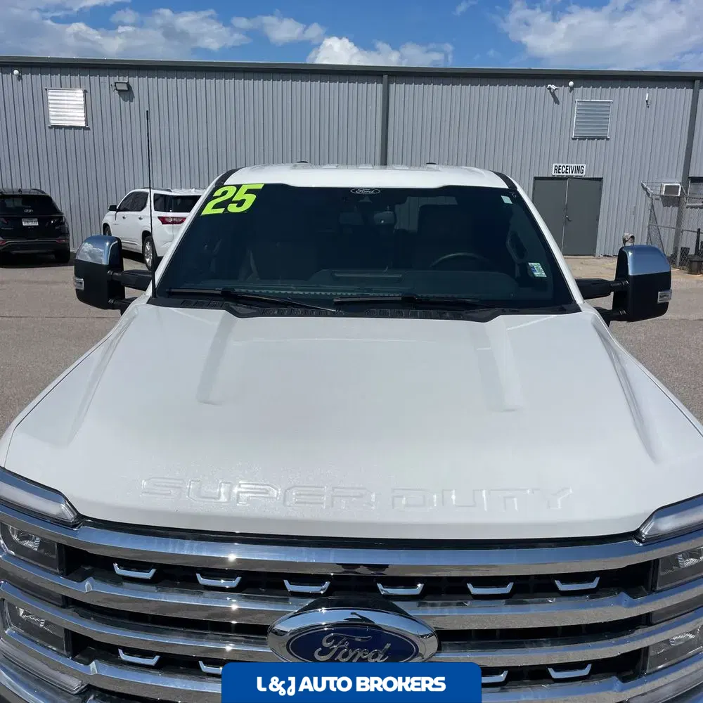 2025 Ford F-250 Super Duty Lariat