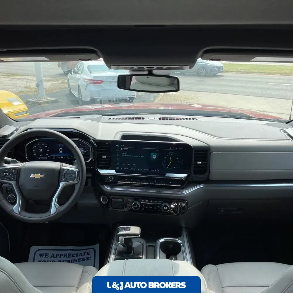 2024 Chevrolet Silverado 1500 LTZ