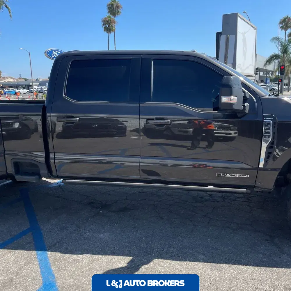 2024 Ford F-350 Super Duty Lariat