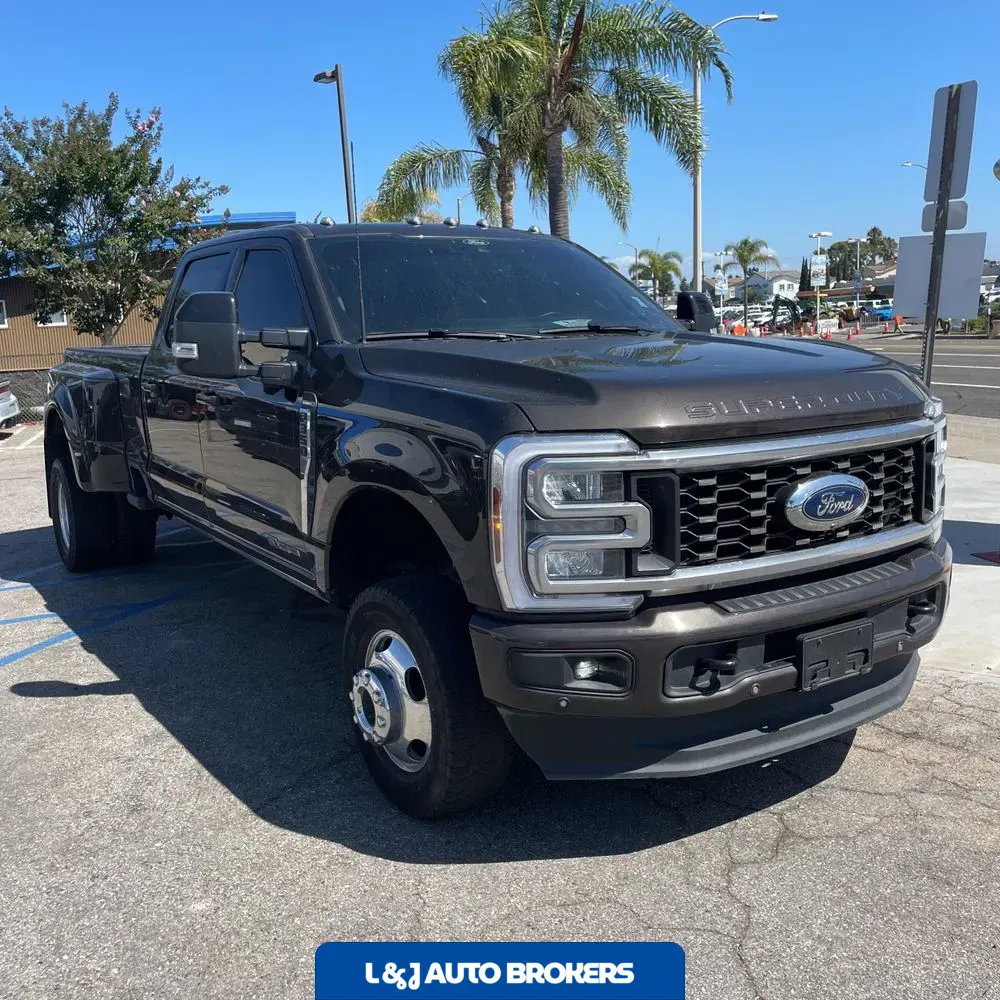 2024 Ford F-350 Super Duty Lariat