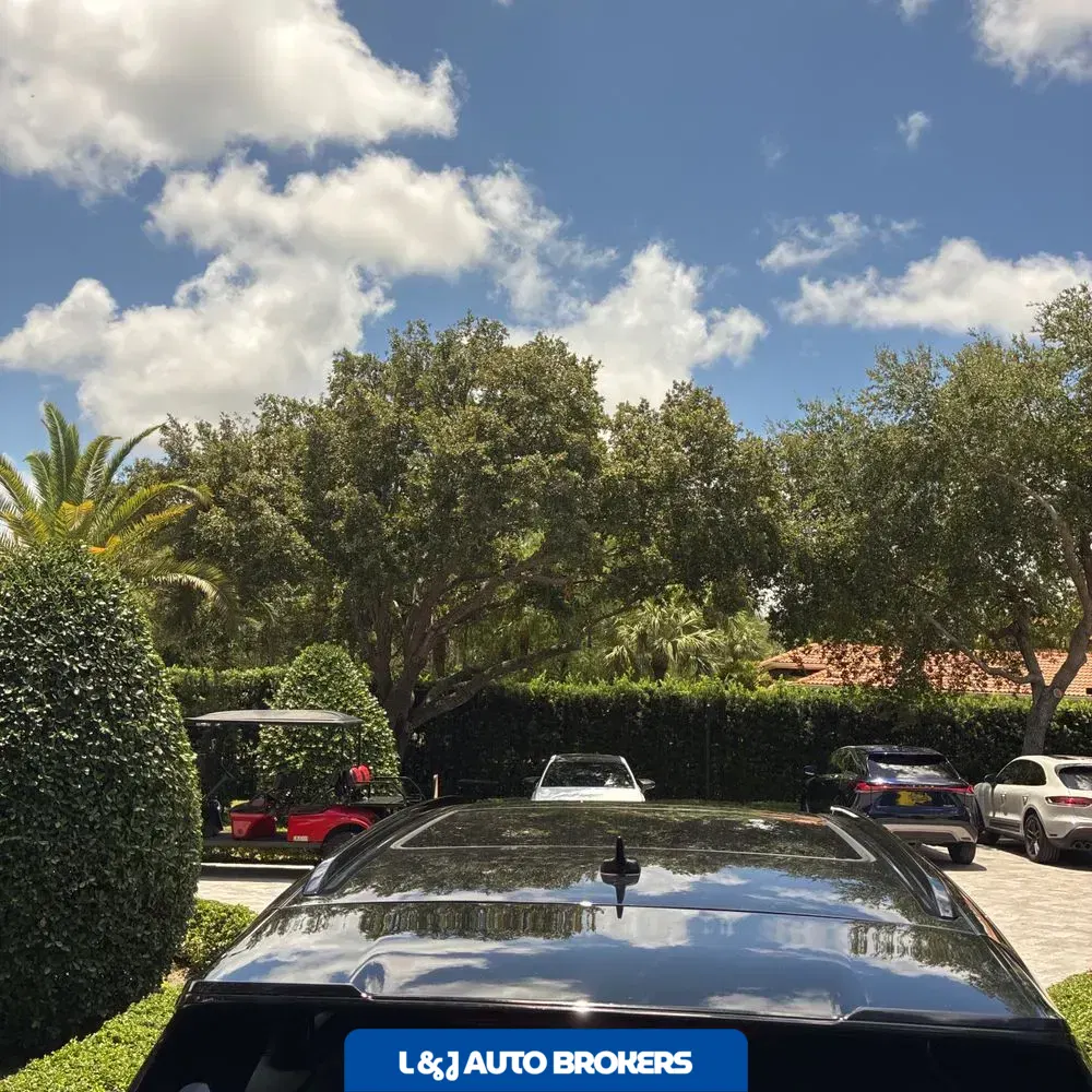 2023 Bentley Bentayga Base