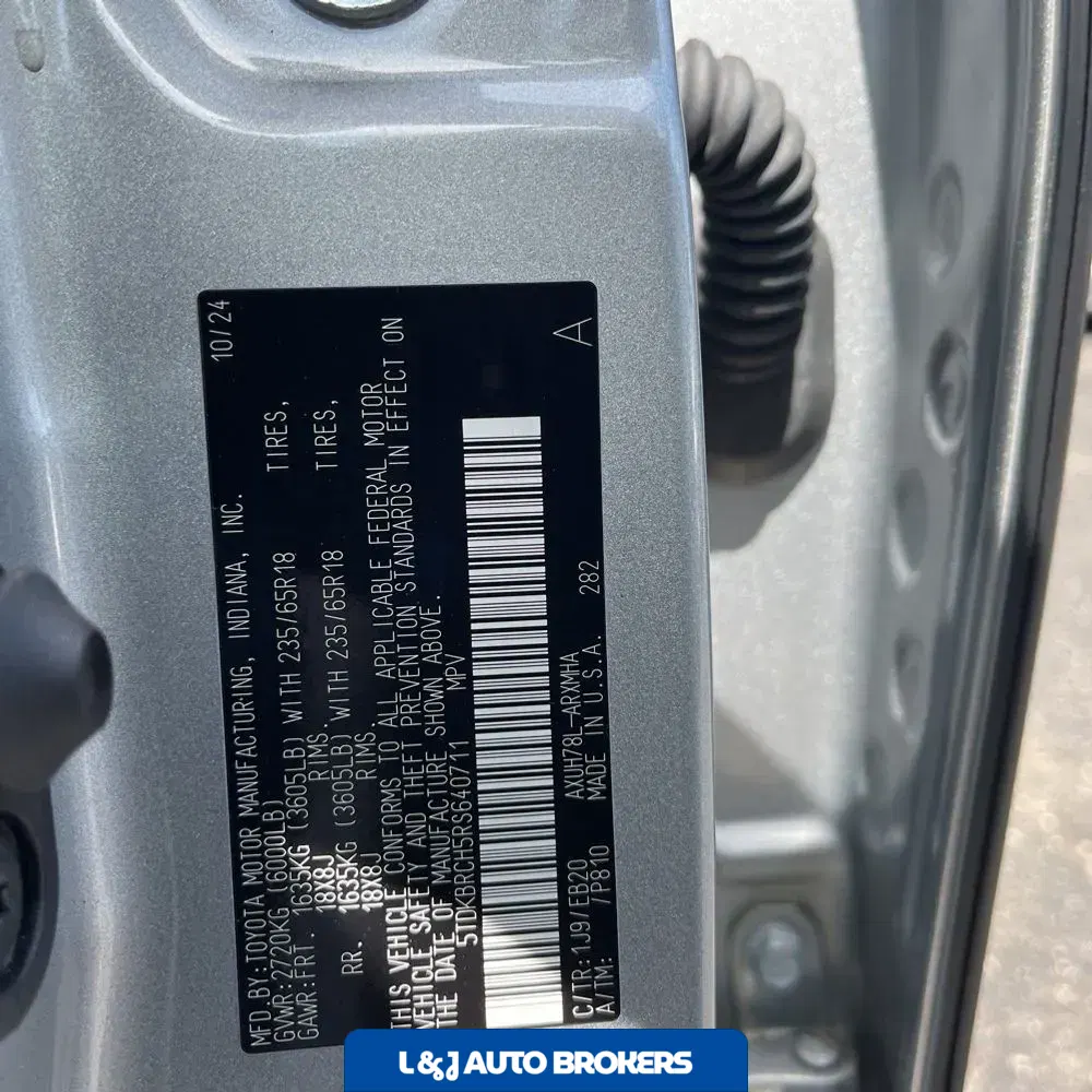 2024 Toyota Highlander Hybrid XLE
