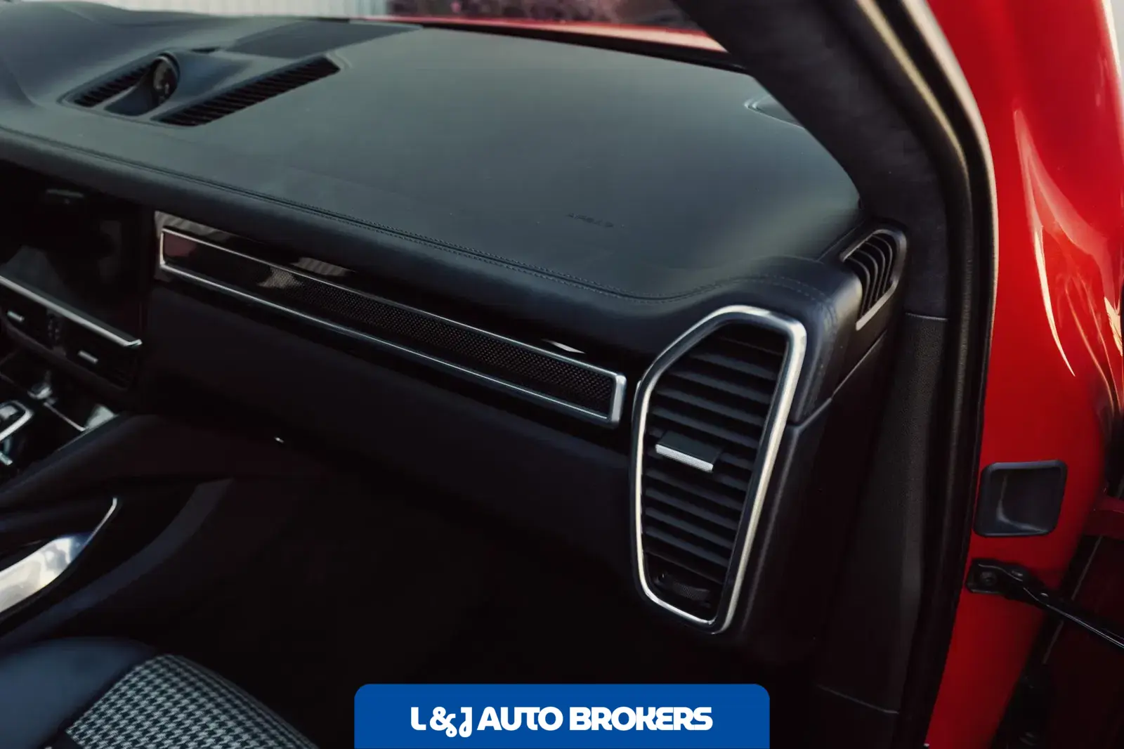 2022 Porsche Cayenne Turbo Coupe