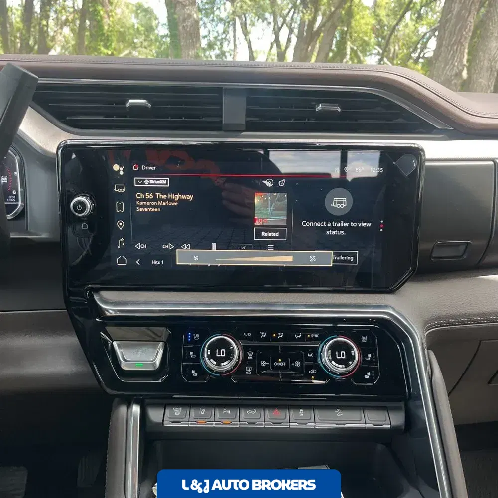 2025 GMC Sierra 2500HD Denali