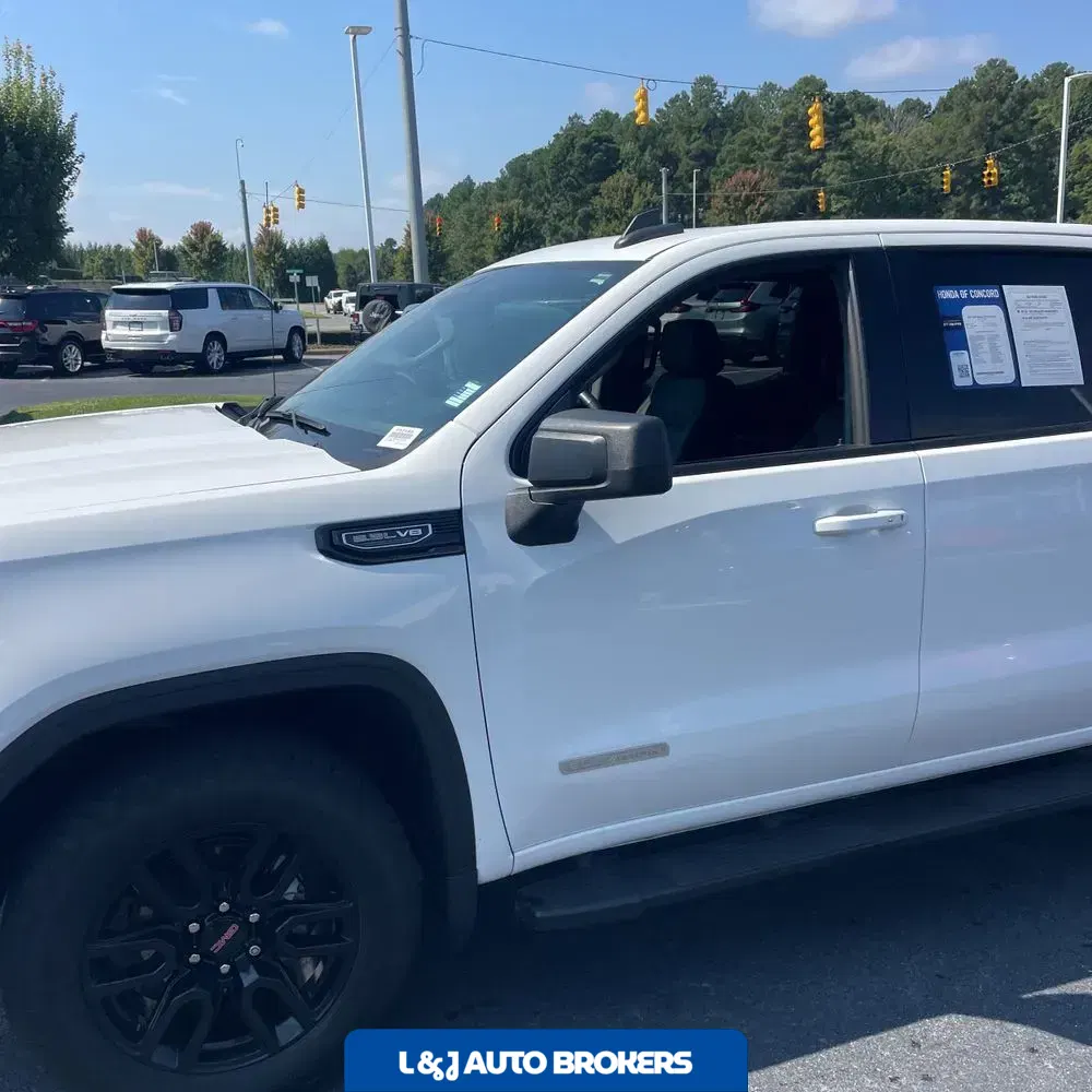 2023 GMC Sierra 1500 Elevation