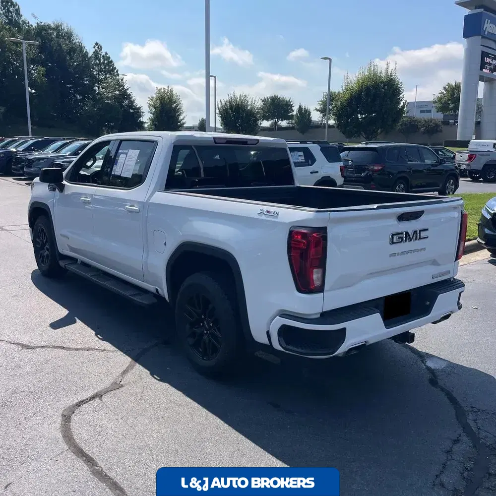 2023 GMC Sierra 1500 Elevation