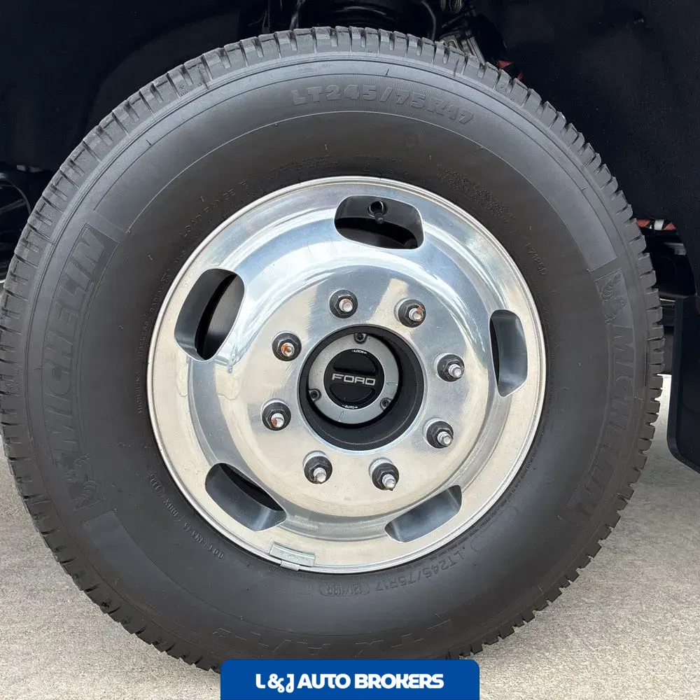 2025 Ford F-350 Super Duty King Ranch