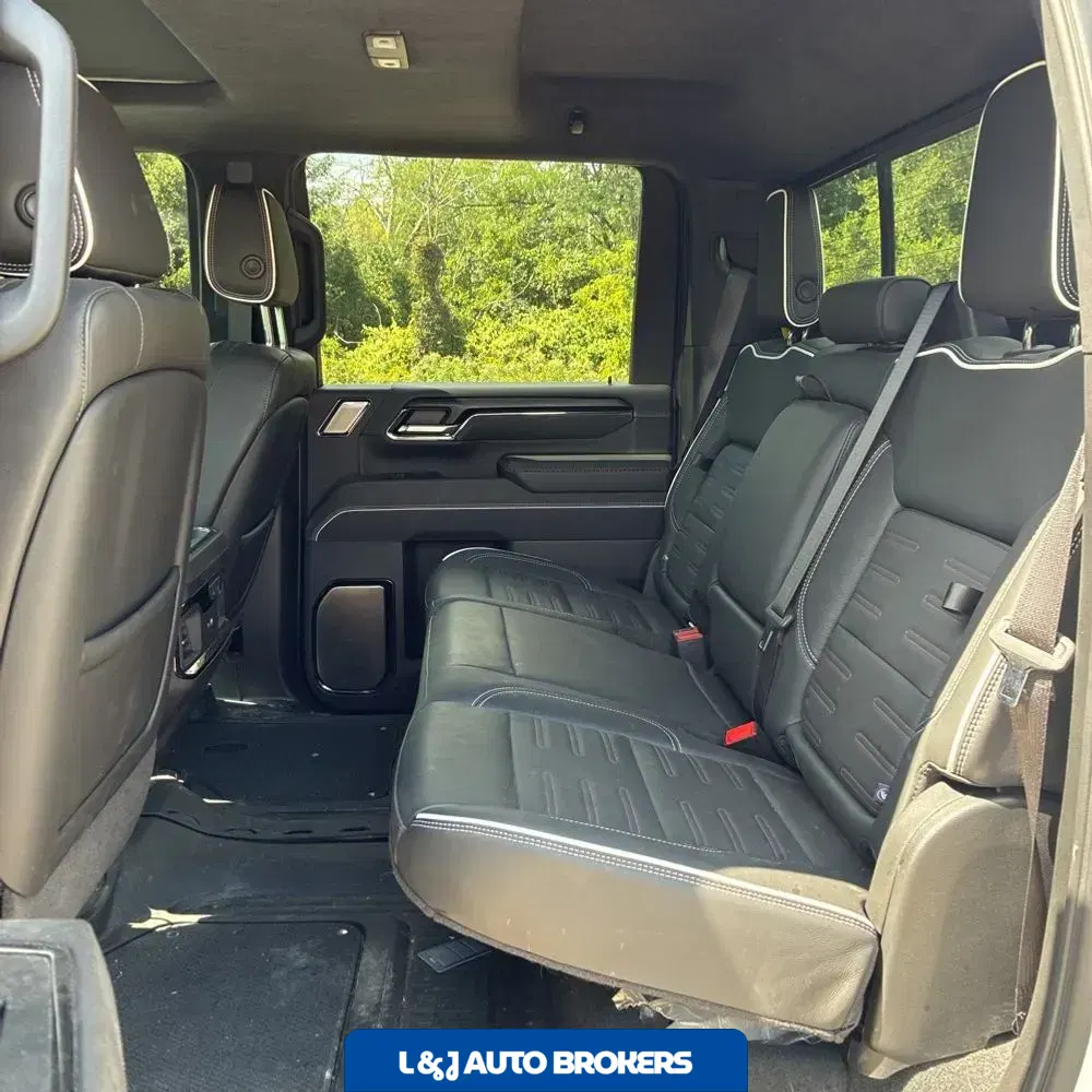 2024 GMC Sierra 2500 AT4X