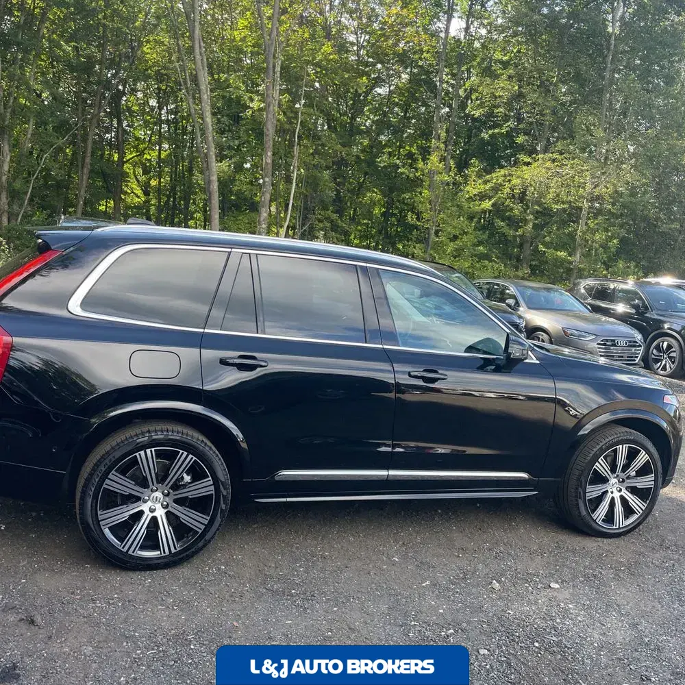 2025 Volvo XC90 B6 - Plus