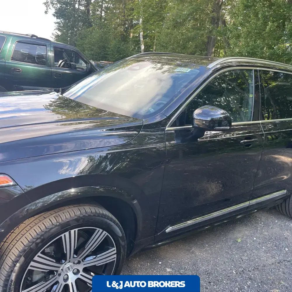 2025 Volvo XC90 B6 - Plus