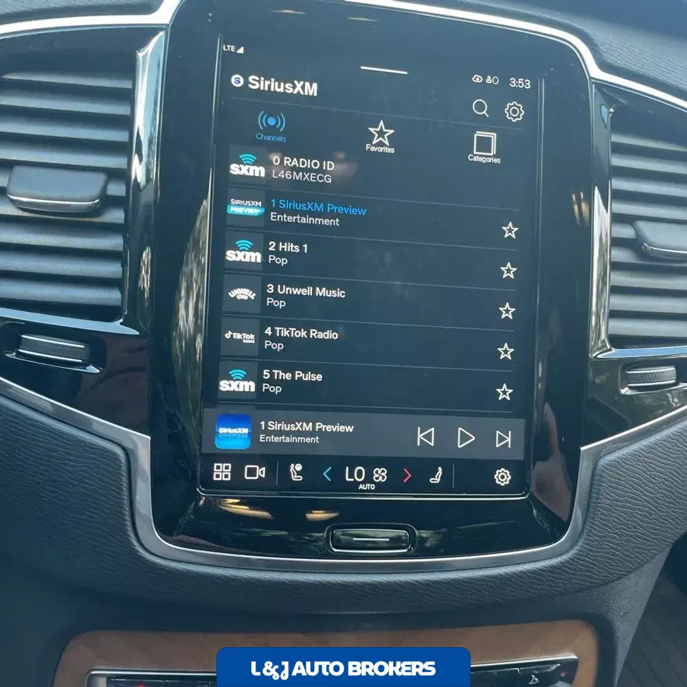 2025 Volvo XC90 B6 - Plus