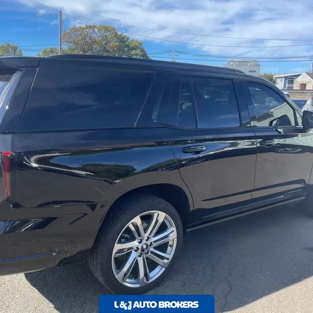 2025 Cadillac Escalade Sport Platinum