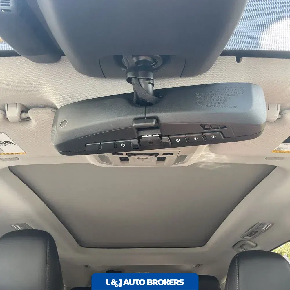 2024 Toyota Highlander Hybrid Platinum