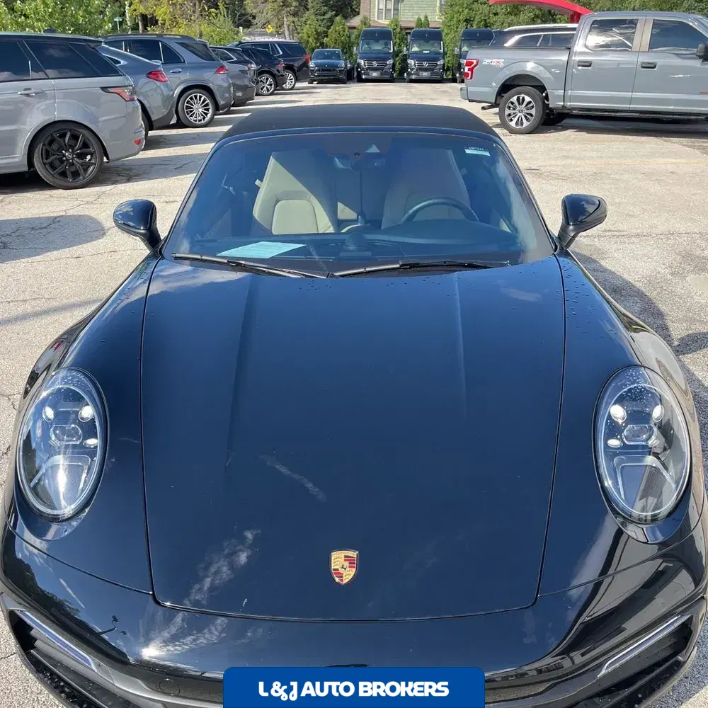 2022 Porsche 911 Carrera