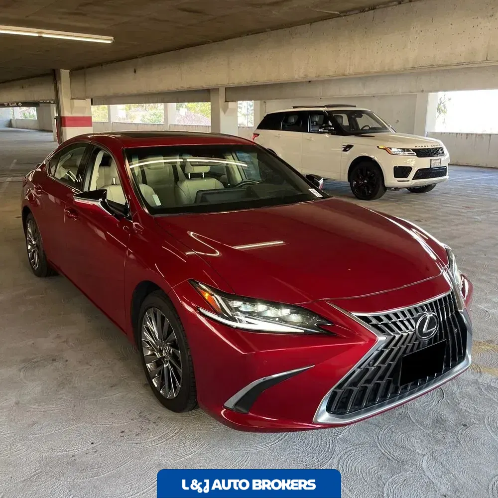 2024 Lexus ES 300h Luxury