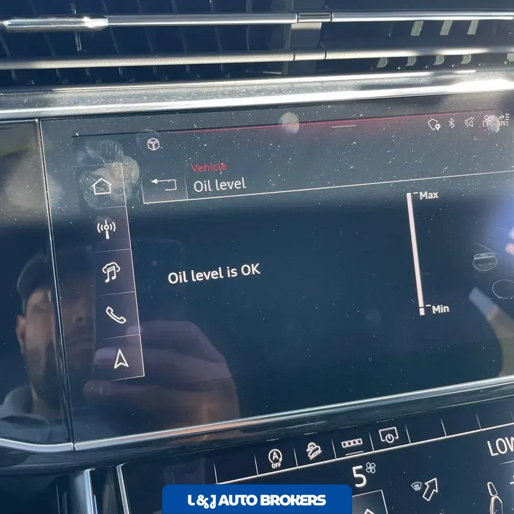 2025 Audi Q8 Premium 55