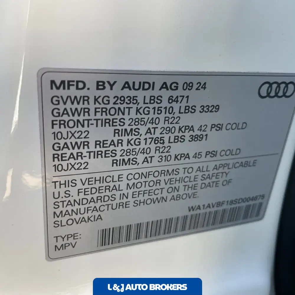 2025 Audi Q8 Premium 55