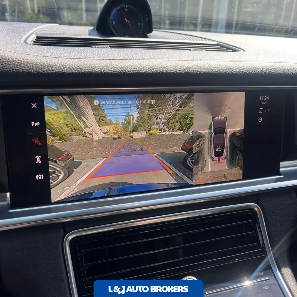 2023 Porsche Panamera 4