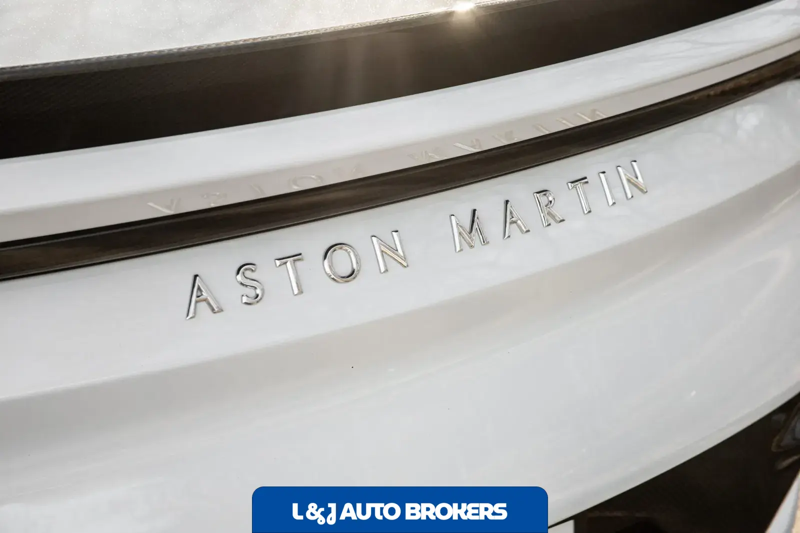 2020 Aston Martin DBS Superleggera