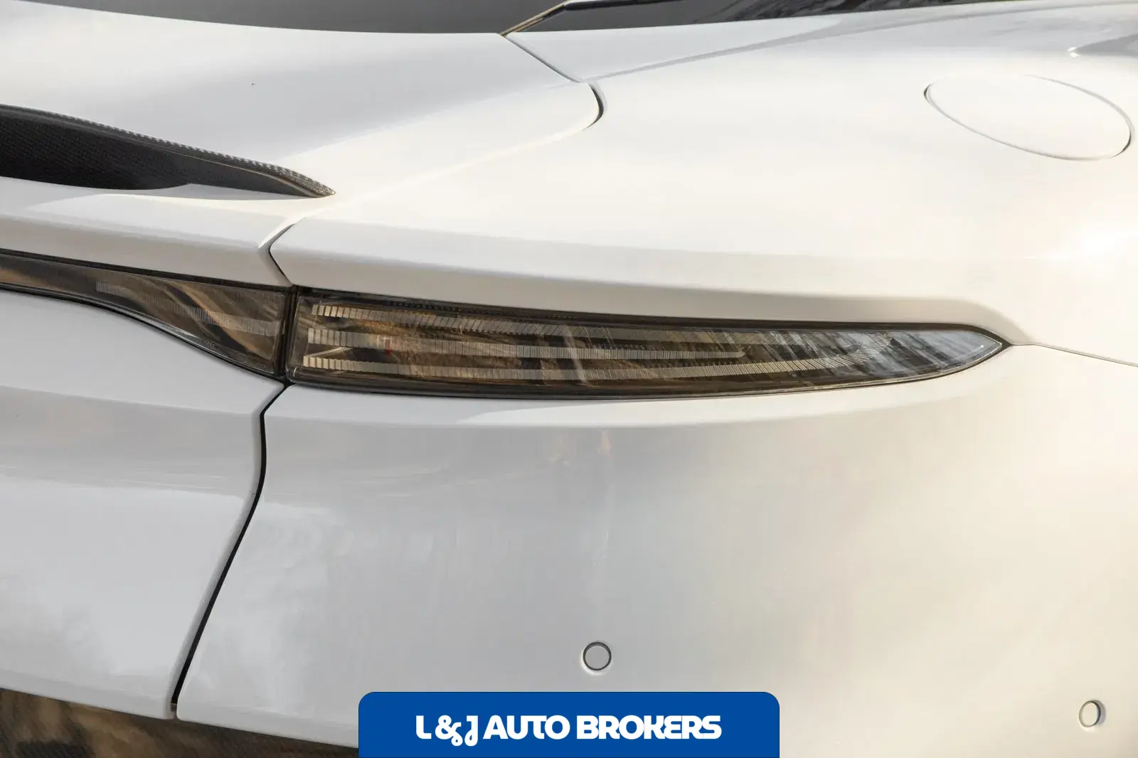2020 Aston Martin DBS Superleggera