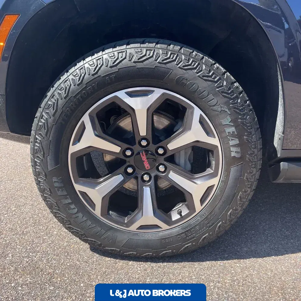 2025 GMC Yukon AT4 Ultimate