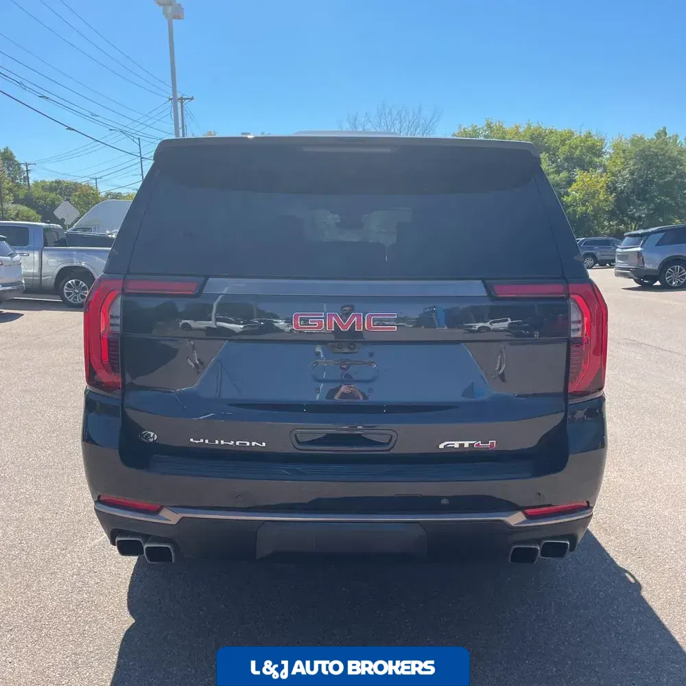 2025 GMC Yukon AT4 Ultimate